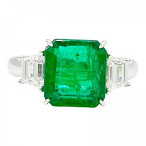 18K White Gold Emerald and Diamonds Three Stone Tappered Baguette Ring